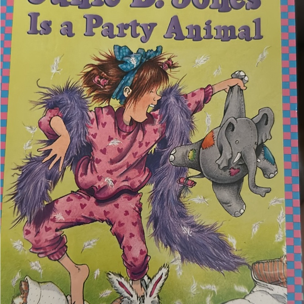 Chronicle Books Junie B. Jones Is a Party Animal - Purple and Pink